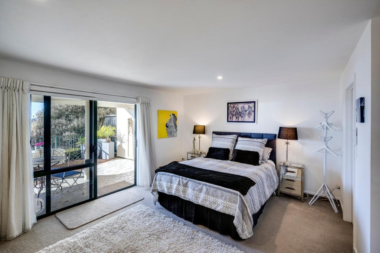 Maison Blue - Chic Garden Apartment Napier Exterior photo